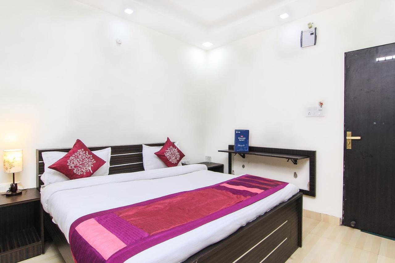 Capital O 15422 Shiva Inn Unnao Bagian luar foto