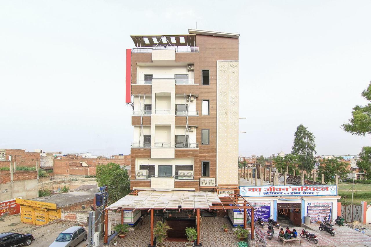 Capital O 15422 Shiva Inn Unnao Bagian luar foto